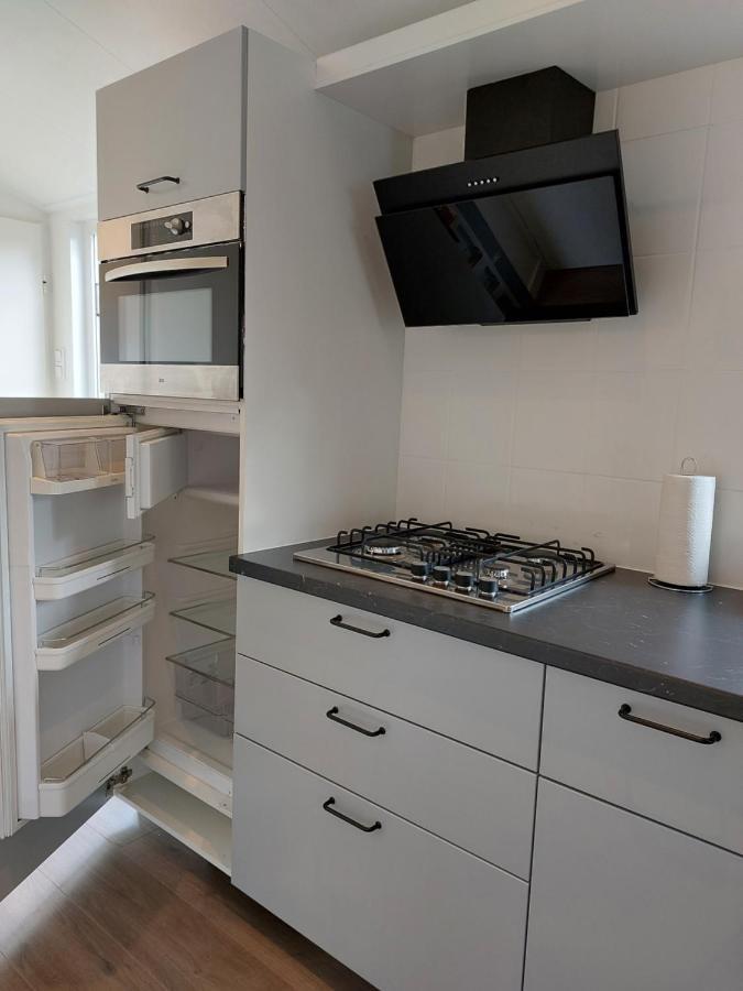 Modern En Chic Chalet Tot 4 Personen Op De Veluwe Recreatiepark De Oude Driest Путен Екстериор снимка