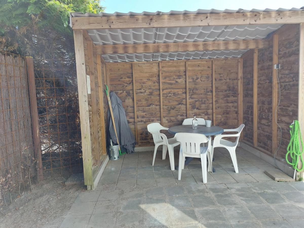 Modern En Chic Chalet Tot 4 Personen Op De Veluwe Recreatiepark De Oude Driest Путен Екстериор снимка